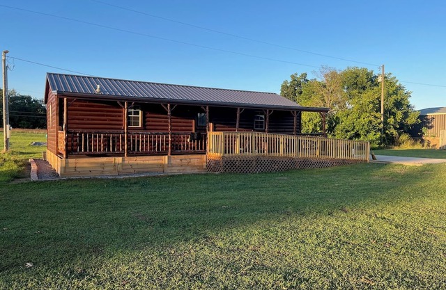 New 20-Acre Cabin Escape, Trail to Licking River, Close to Cave Run Lake Fun