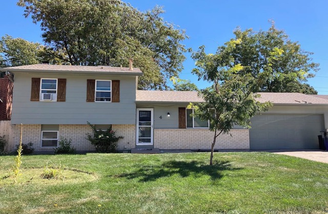 4-bedroom house in wonderful Pueblo with AC, fitness room