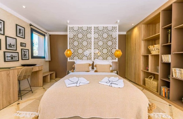 SUITE OASIS, 1 bed/1 bath, heated pool