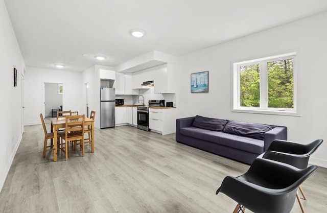 Countryside Suite near Ottawa