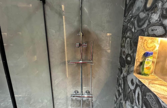 Luxury warm apartment near to the stadium&airport