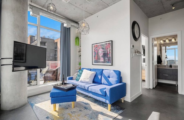 Skyline Retreat| Downtown| Saddledome