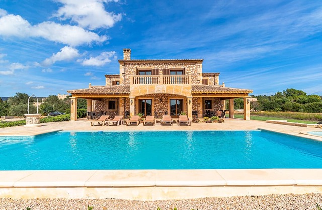 Finca Es Molinet Nou charming vacation house with private pool in Son Carrió, Mallorca