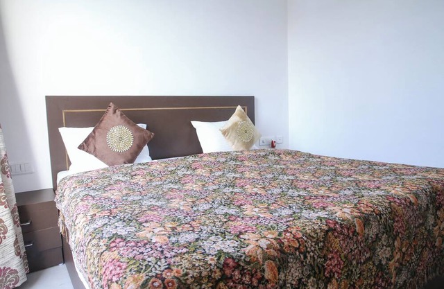 Aradhana's Home Stay Deluxe Room with Balcony.