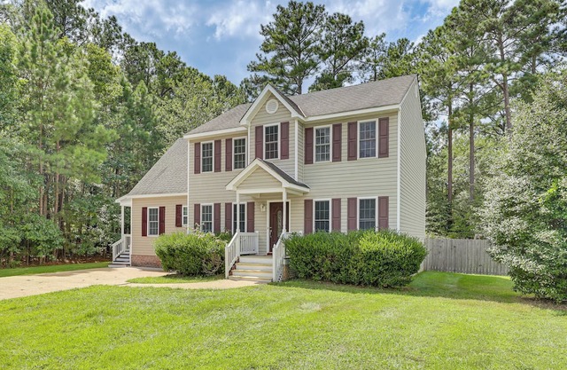 Classic Colonial Home w/Private Yard in Richmond!