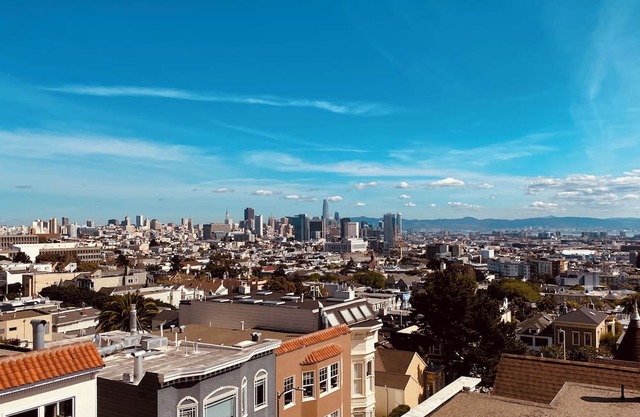 Architectural Luxury w/Views, Walkable & Central