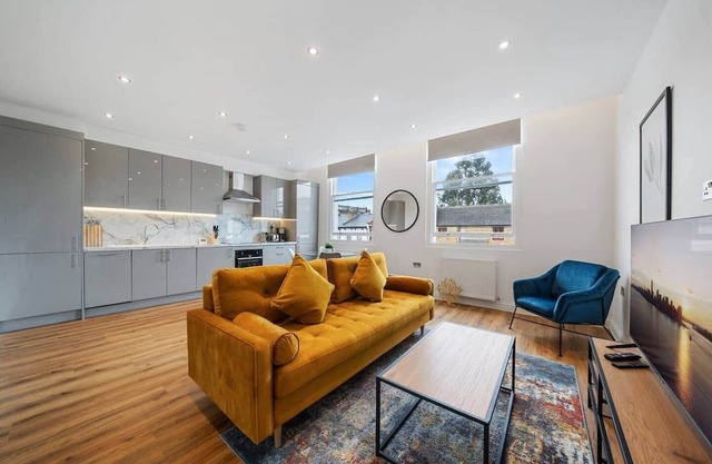 Private 3-Bedroom Duplex Flat/15 mins to Central