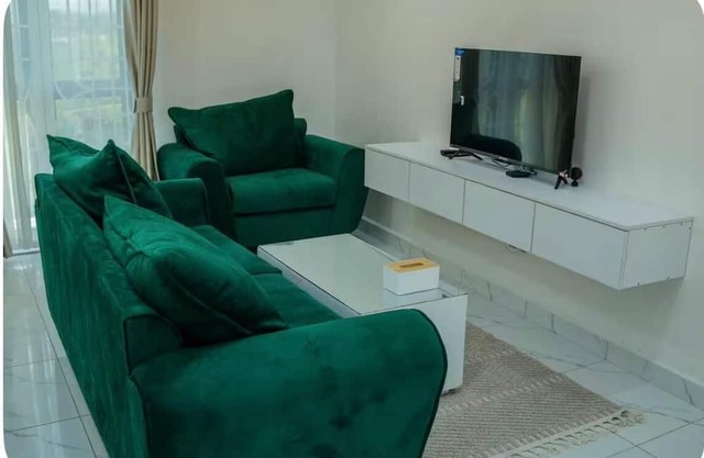 Nyakobura Apartments Sapphire