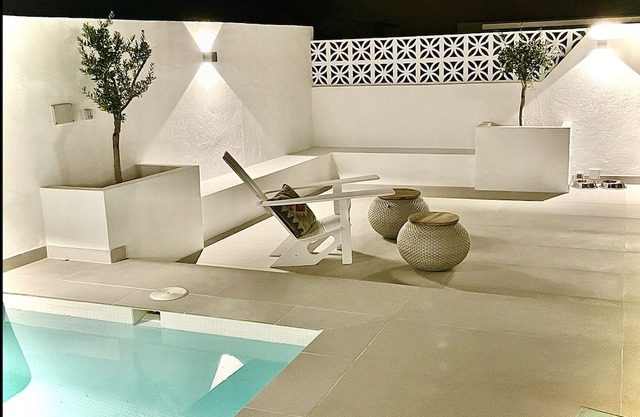 Mencey City Pool