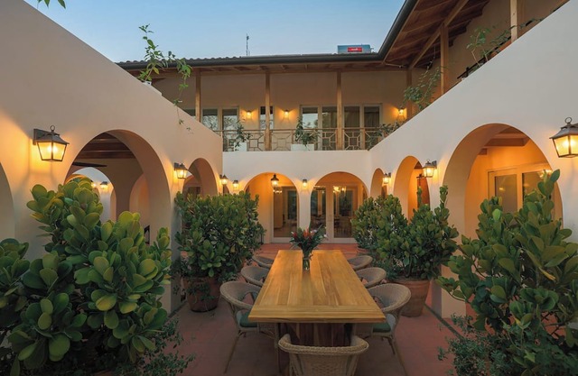 Casa Oceanus, New Listing!