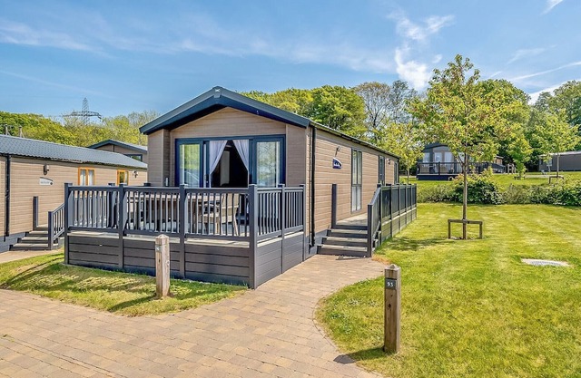 2 bedroom accommodation in Axminster