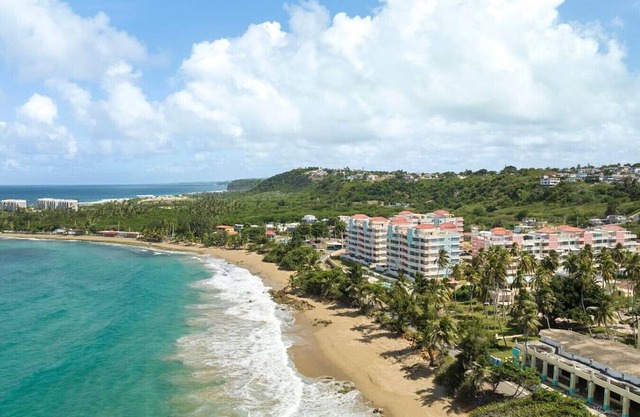 Angelica Beachfront Paradise!