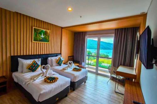 Kaindra 1 B Grand Deluxe Twin With Sea View ZN190