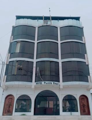 Hotel punta real