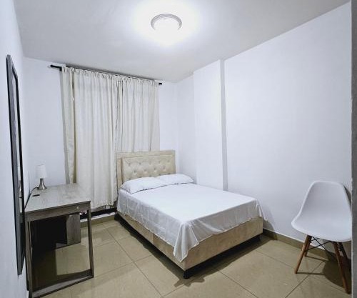 A Habitacion doble baño compartido