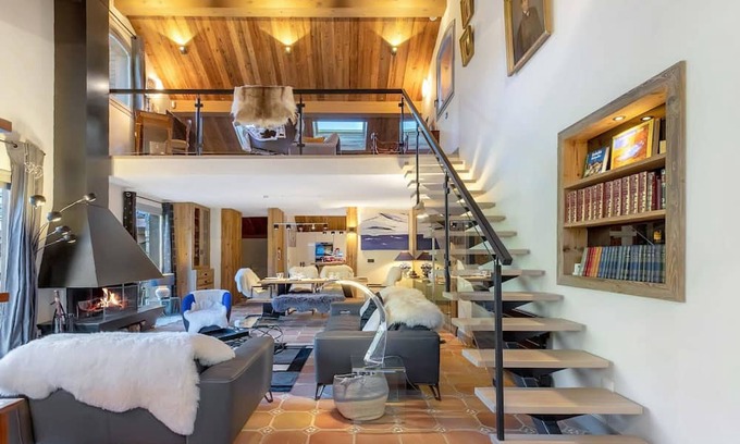 Meribel Ski Chalet | Chalet Broceliande with hot tub