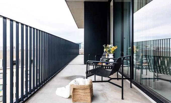 Stalingrad Apartment | Corner Apartment Summ