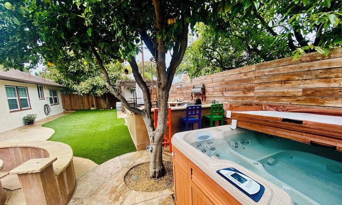 Ventura House | Cozy Casita invites you and your family or friends