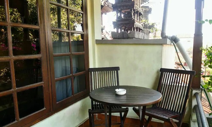 Mumbul House | Widi House Nusa Dua -- sleeps six, near bay and beaches