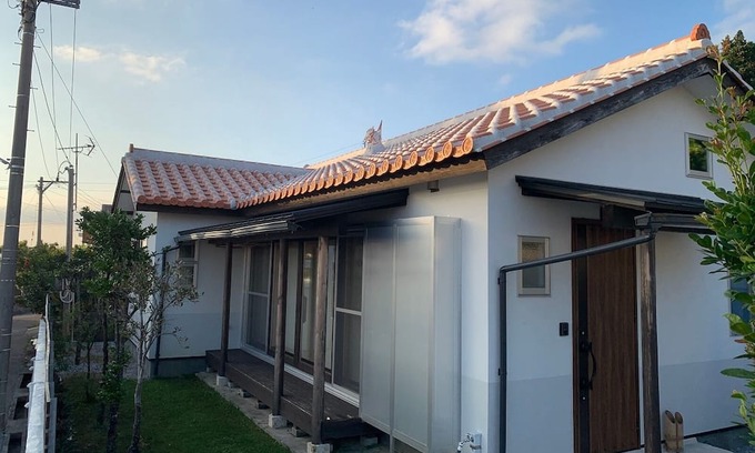 Uruma House | Henza Island Red Tile Villa Pets Allowed - Mam Villa / Uruma Okinawa