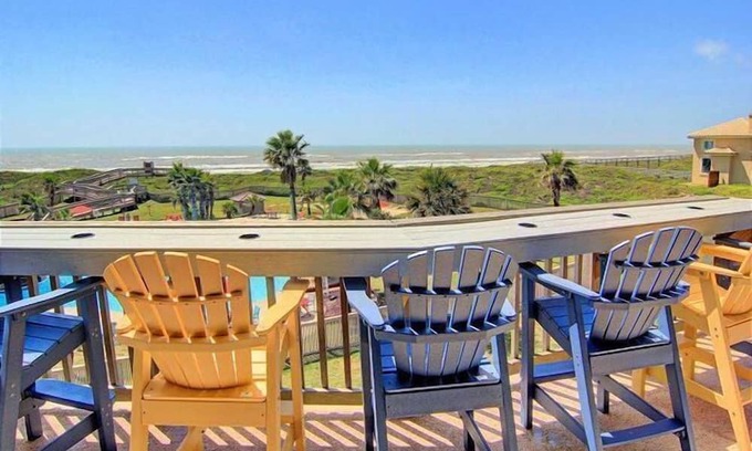 Port Aransas Condo | Mayan Princess 312 Knows Ocean Views & Sandy Toes