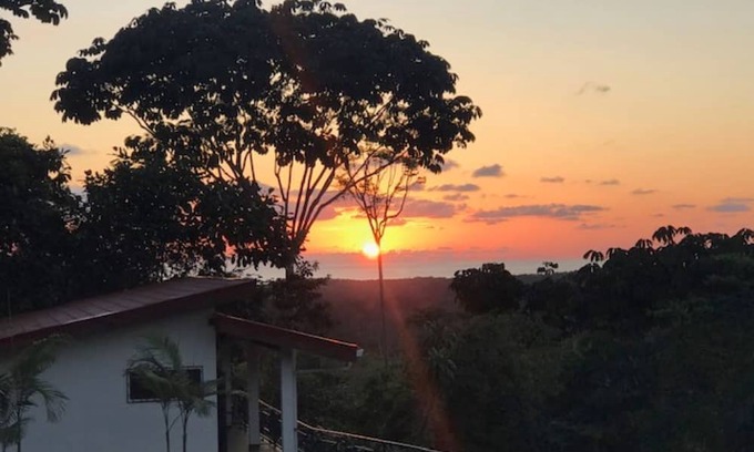 Uvita House | Villas Lambeau #2 - Ocean View - Fiber Optic / 1BR 1 BA
