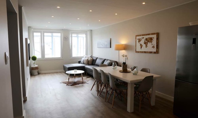 Vineta Apartment | Stadtmitte (modern apartment) - walking distance to the beach & restaurants / cafes