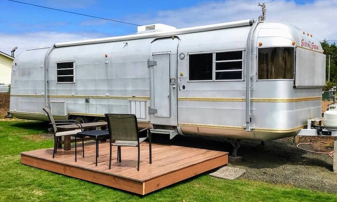 Waldport House | Perpetua