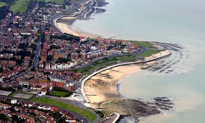 Westgate-on-Sea Apartment | Spacious Modern Holiday Apartment in the heart of Westgate-on-Sea