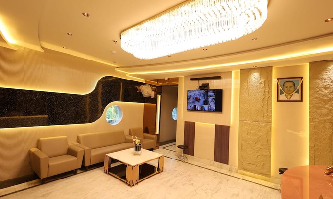 Mau Ranipur Hotel | Hotel Moti