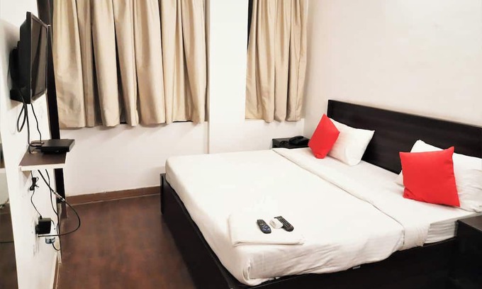 Indore Hotel | The Mayfair Hotel