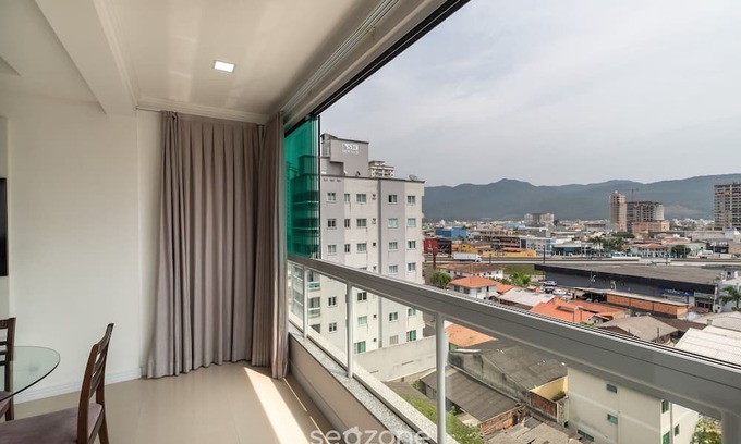 Andorinha Apartment | 2BR Apt With BBQ in Meia Praia Mlo0601