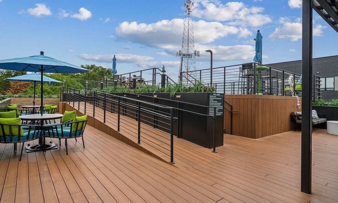 Athens Apartment | Unrivaled Apt, Sleeps 4 w Gym Access, Pool & Sceni