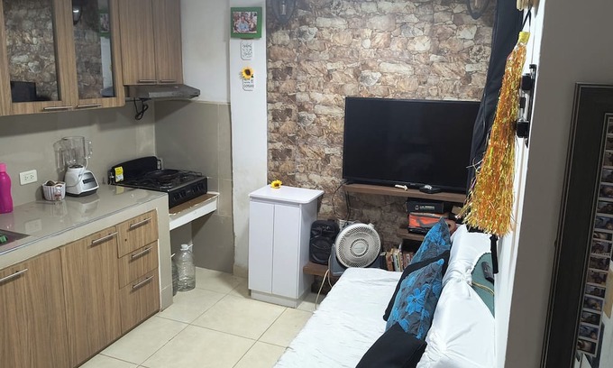 El Bosque Apartment | Cozy studio with WiFi and AC in charming Cartagena