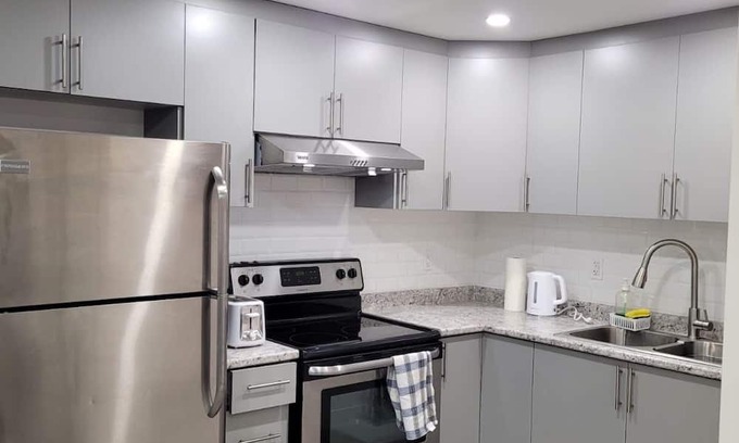Glen Abbey Apartment | Cozy Guest Suite n