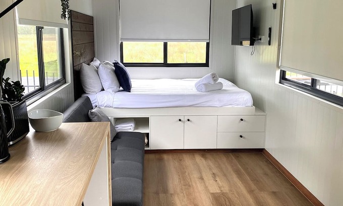 Repton House | Pet Friendly Tiny Home on the Bellinger River