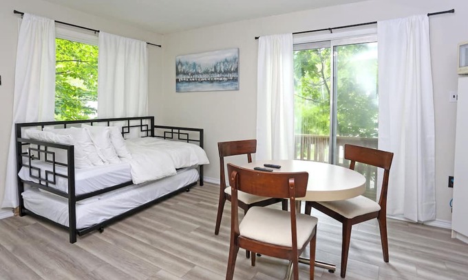 Severn Cabin | Muskoka Cabin right on the Severn River!