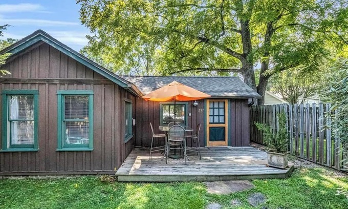 Brevard Cottage | Charming Cottage for Two on Main
