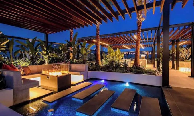 South Brisbane Apartment | Boutique & Quirky Private Residential Apartment at the heart of West End!