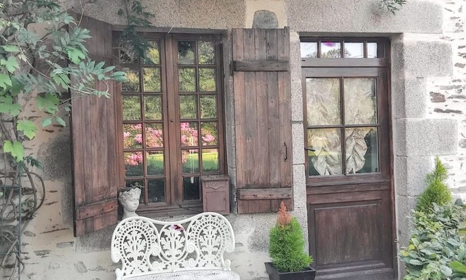 Betete Villa | Homerez - Inviting Villa in Bétête with Private Pool