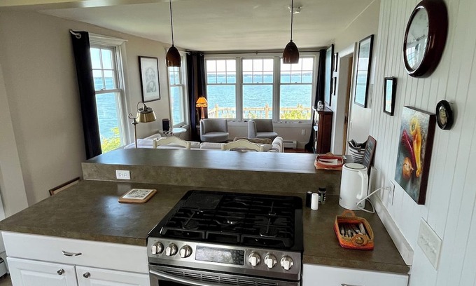 East Deering Cottage | Welcome to The Villa! Charming oceanfront cottage right in Portland