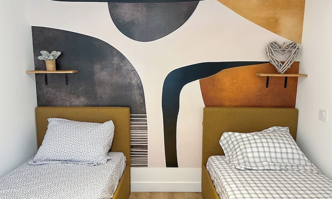 Saint-Germain-les-Corbeil Apartment | Grand Appart 12pers 30min Paris