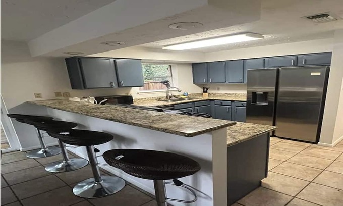 Panther Creek House | 4-bedroom house in the Woodlands with high-speed Wi-Fi, and AC.