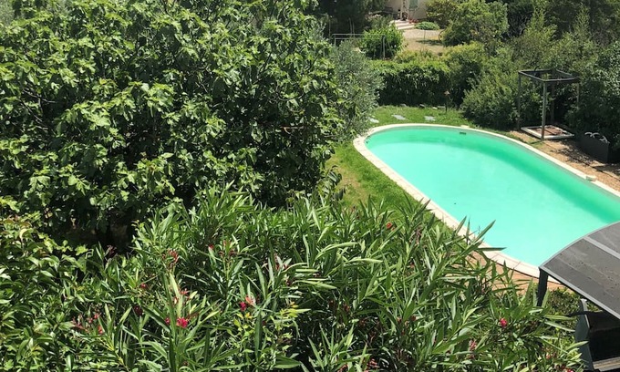 Saint-Mamert-du-Gard House | Grande Maison vue sur la Garrigue