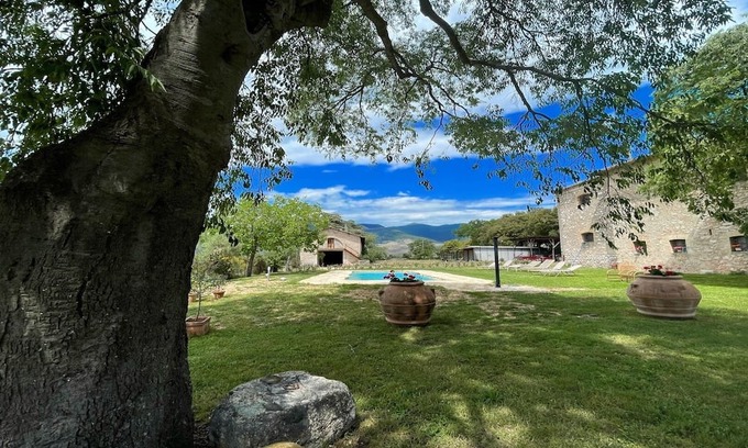 Poreta Other | Open pool villa in Italy - Spoleto Umbria
