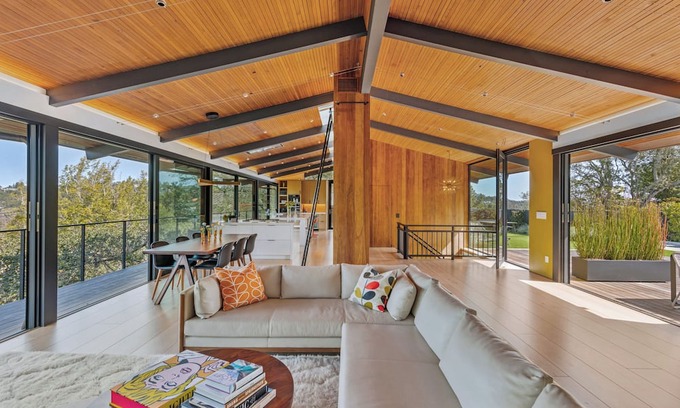 San Anselmo House | Stunning Hilltop Home with Views, Pool and Spa