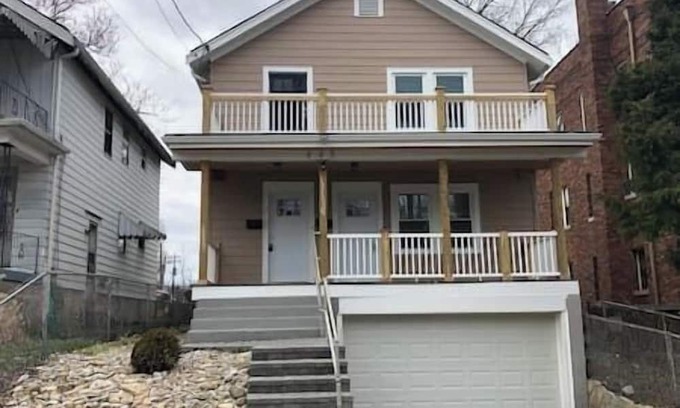 Walnut Hills Apartment | 1 Acogedora , Elegante y Confortable Suite ,cincy