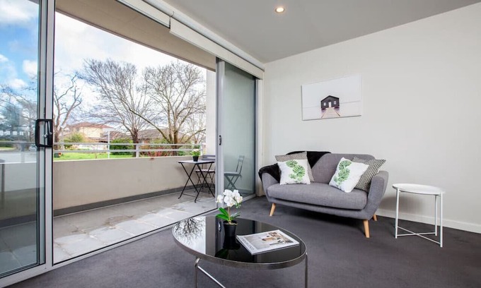Curtin Apartment | Modern Convenience 2bd 2bth at Curtin