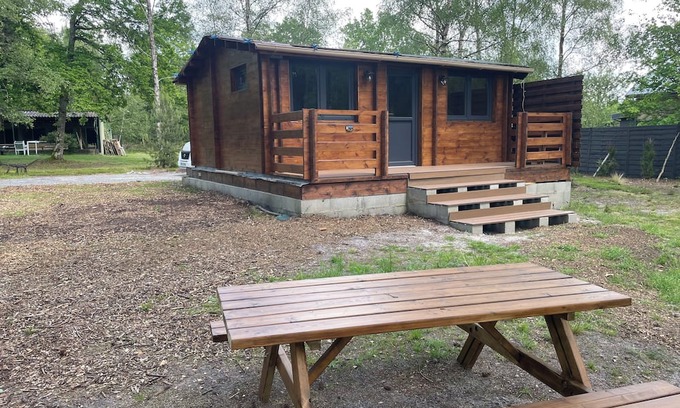 Parigne-lʼEveque Ski Chalet | Chalet 4 Personnes sur un Terrain de 16 000 m2 Arboré