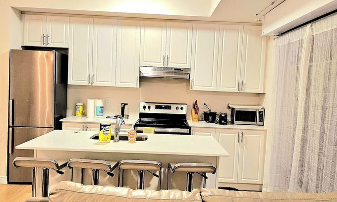 Durham Region House | Condo-townhouse with complementary parking and close to highway